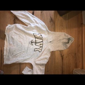 Under armor sweatshirt